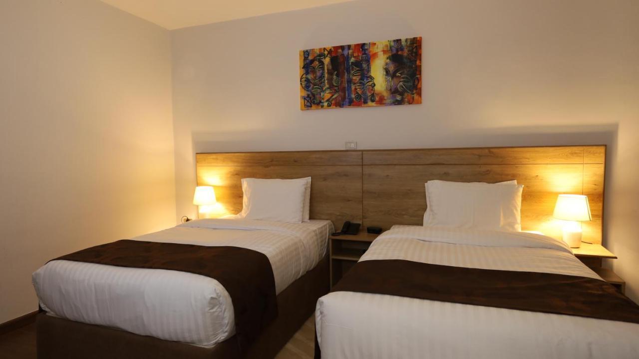 Black Horse Hotel Apartment Аддис-Абеба Экстерьер фото