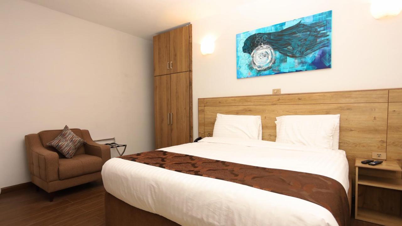 Black Horse Hotel Apartment Аддис-Абеба Экстерьер фото