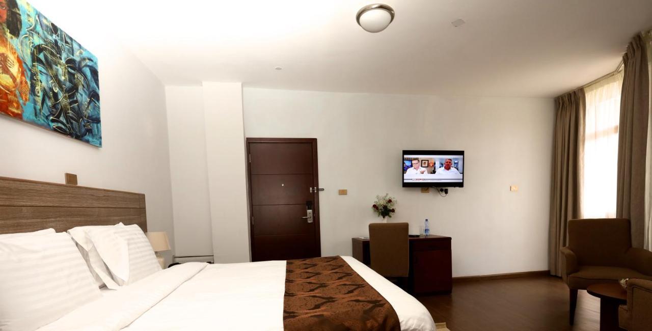 Black Horse Hotel Apartment Аддис-Абеба Экстерьер фото