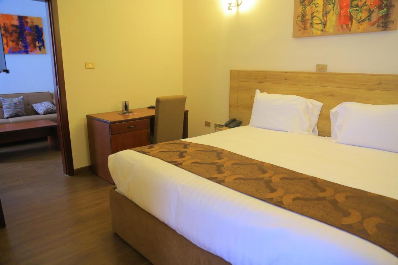 Black Horse Hotel Apartment Аддис-Абеба Экстерьер фото