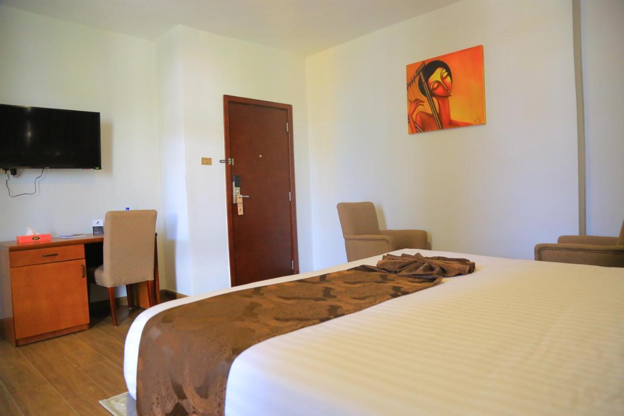 Black Horse Hotel Apartment Аддис-Абеба Экстерьер фото
